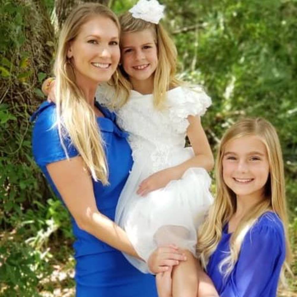 Meet your Posher, Kendra